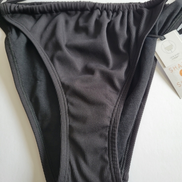Shade & Shore Ribbed Black Bikini Bottom - Picture 2 of 7